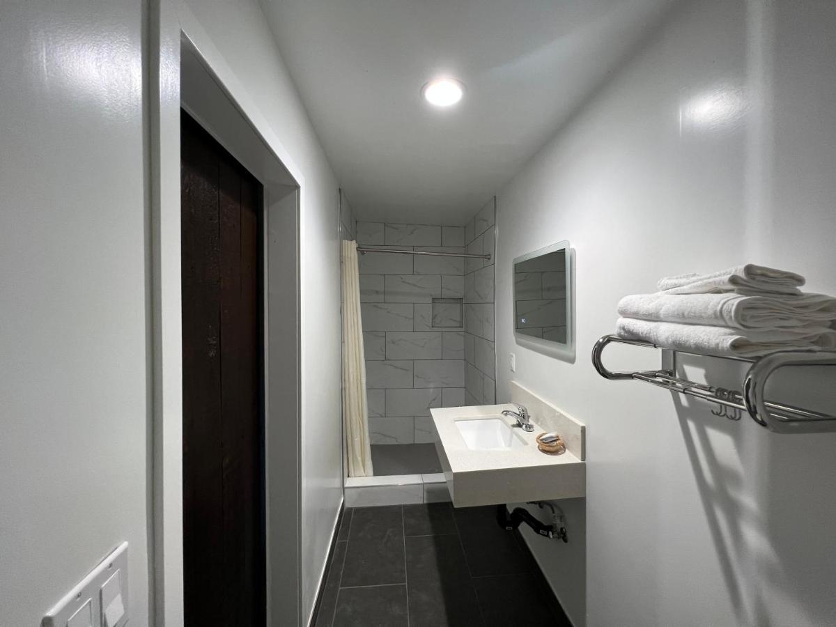 Erth Inn By Aga เบลการ์เดนส์ ภายนอก รูปภาพ